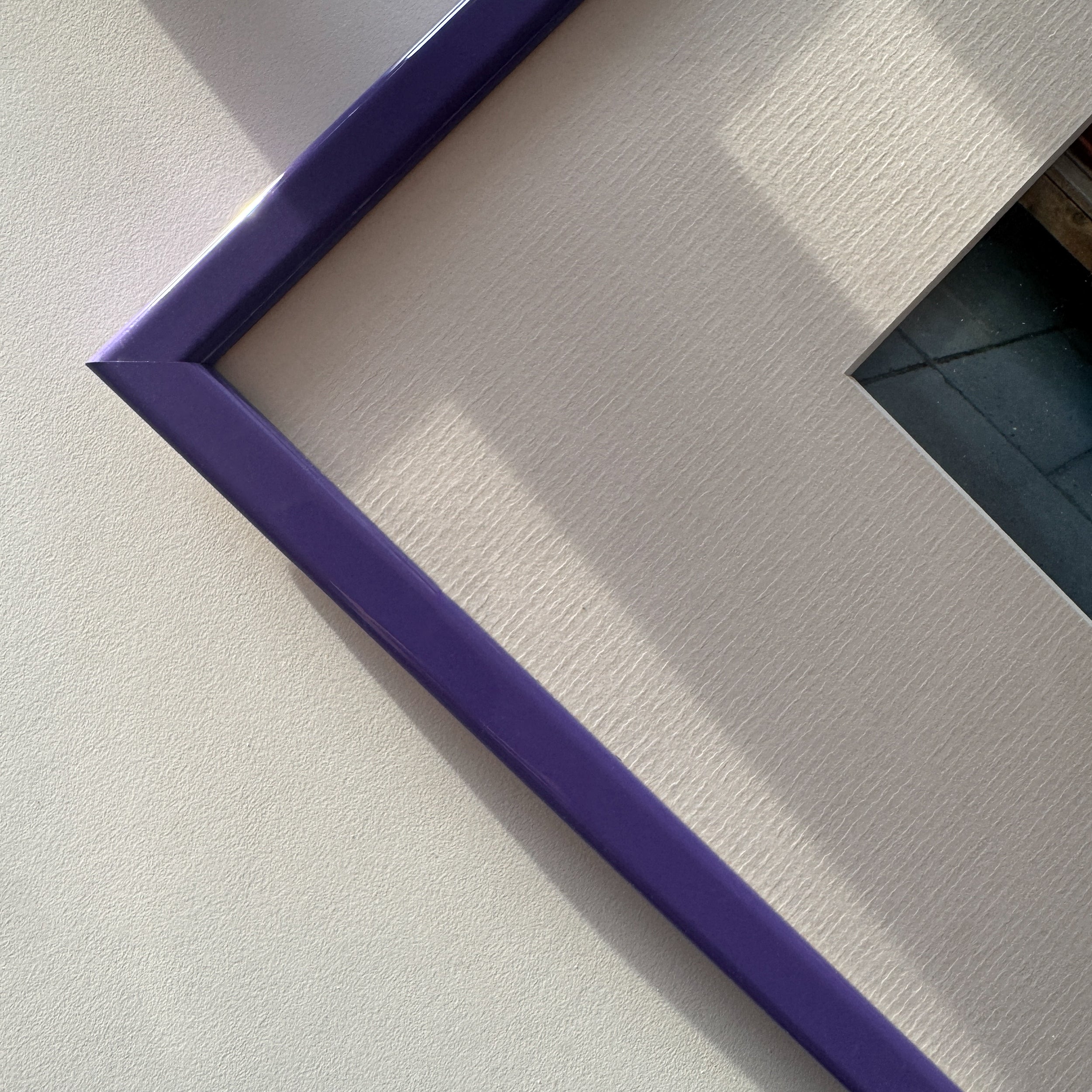 Purple glossy wooden frame - Narrow (13 mm) - 13x18 cm