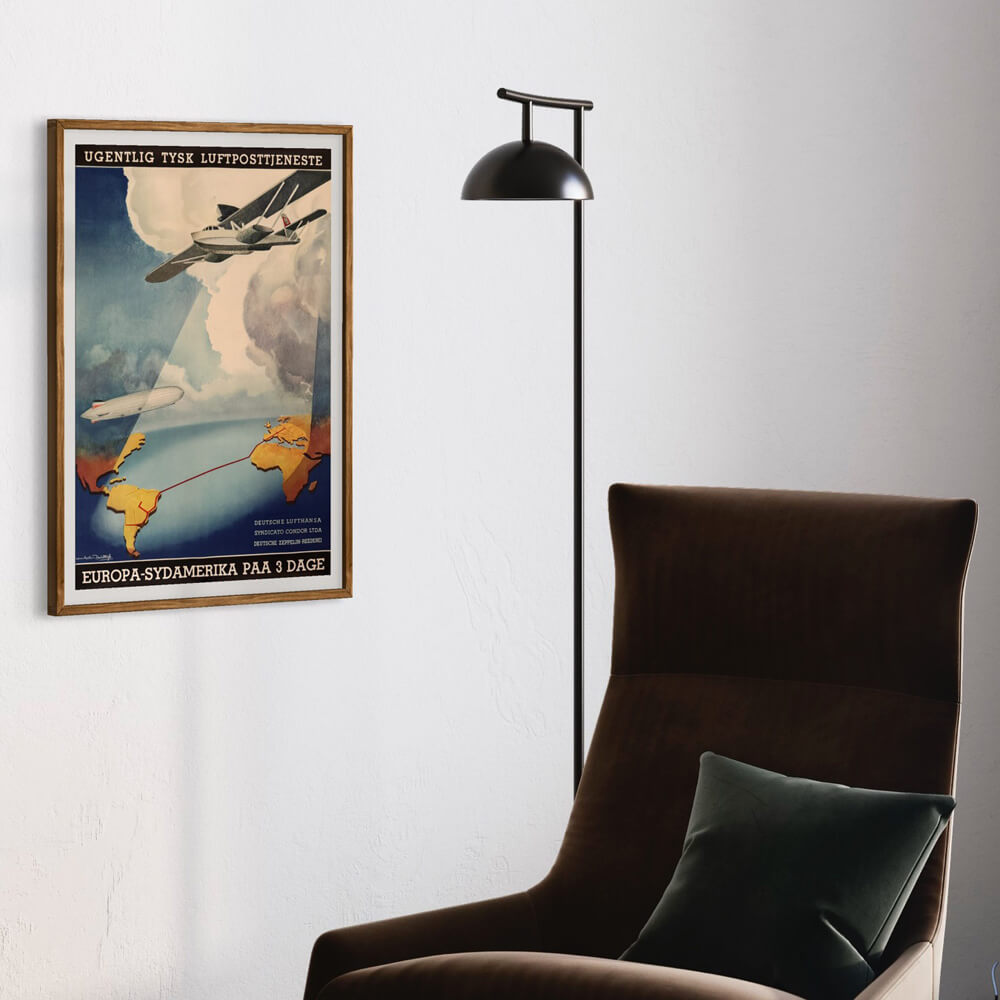 Weekly German airmail service