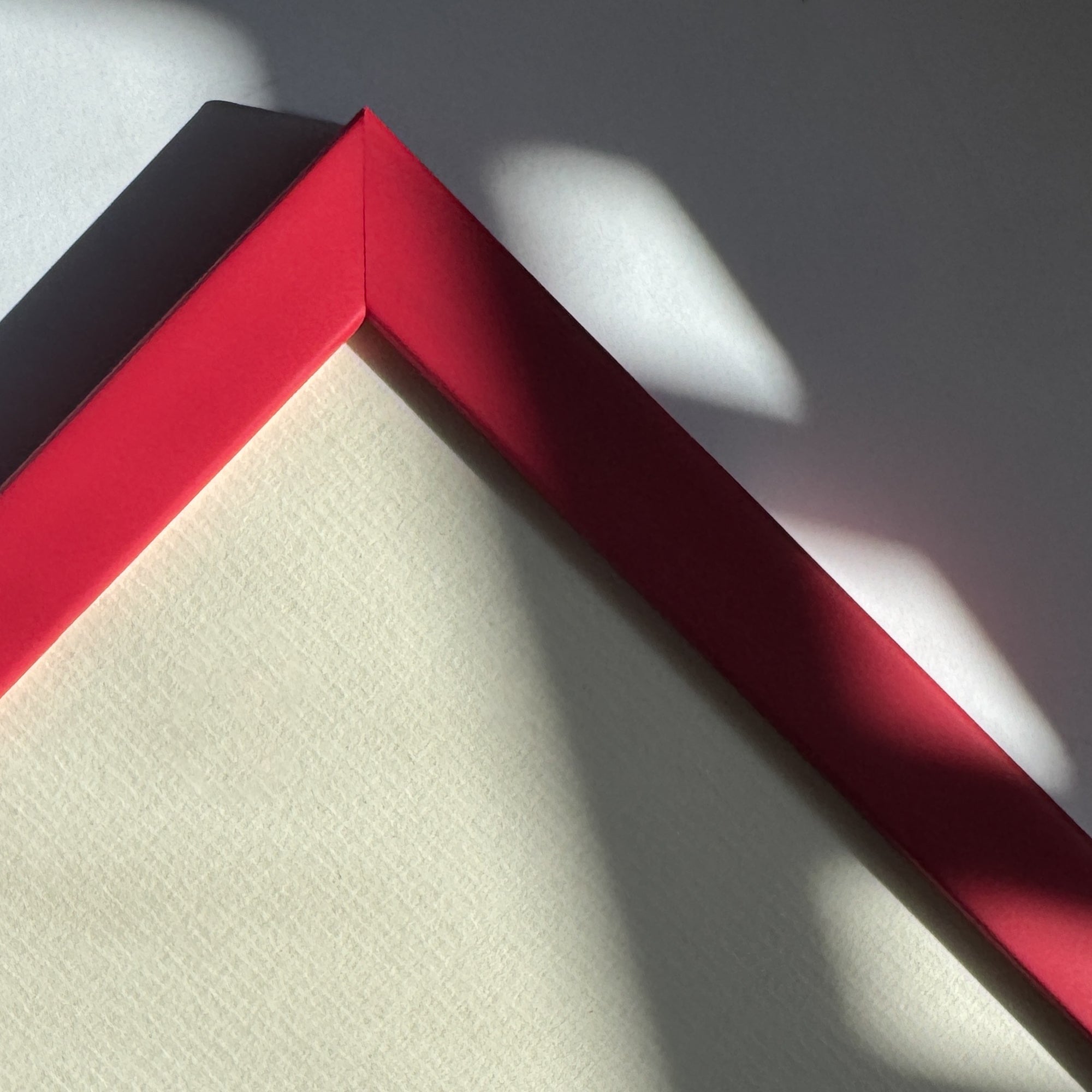 Dark red matte wooden frame - Narrow (15 mm)