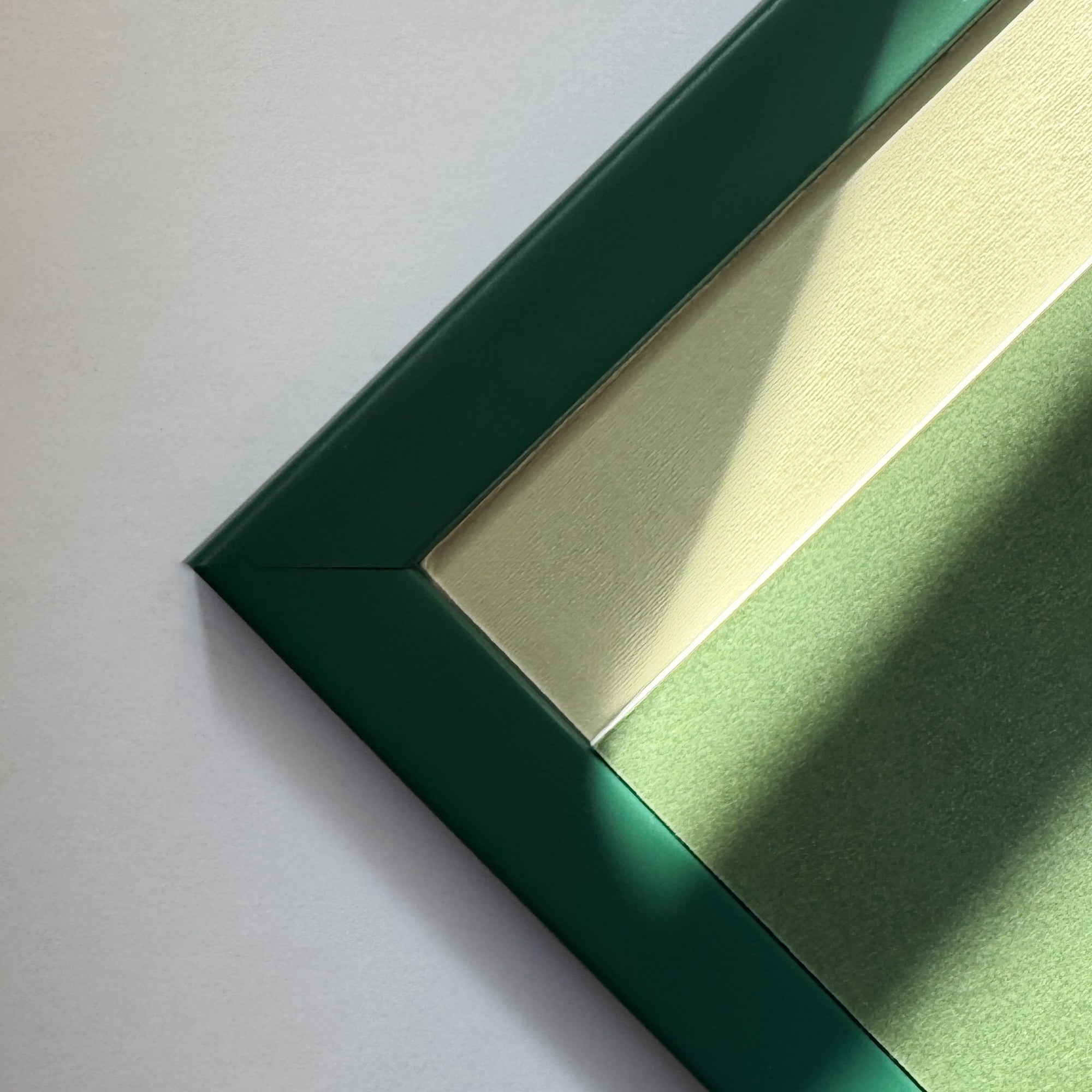 Dark green matte wooden frame - Narrow (15 mm) - 40×40 cm
