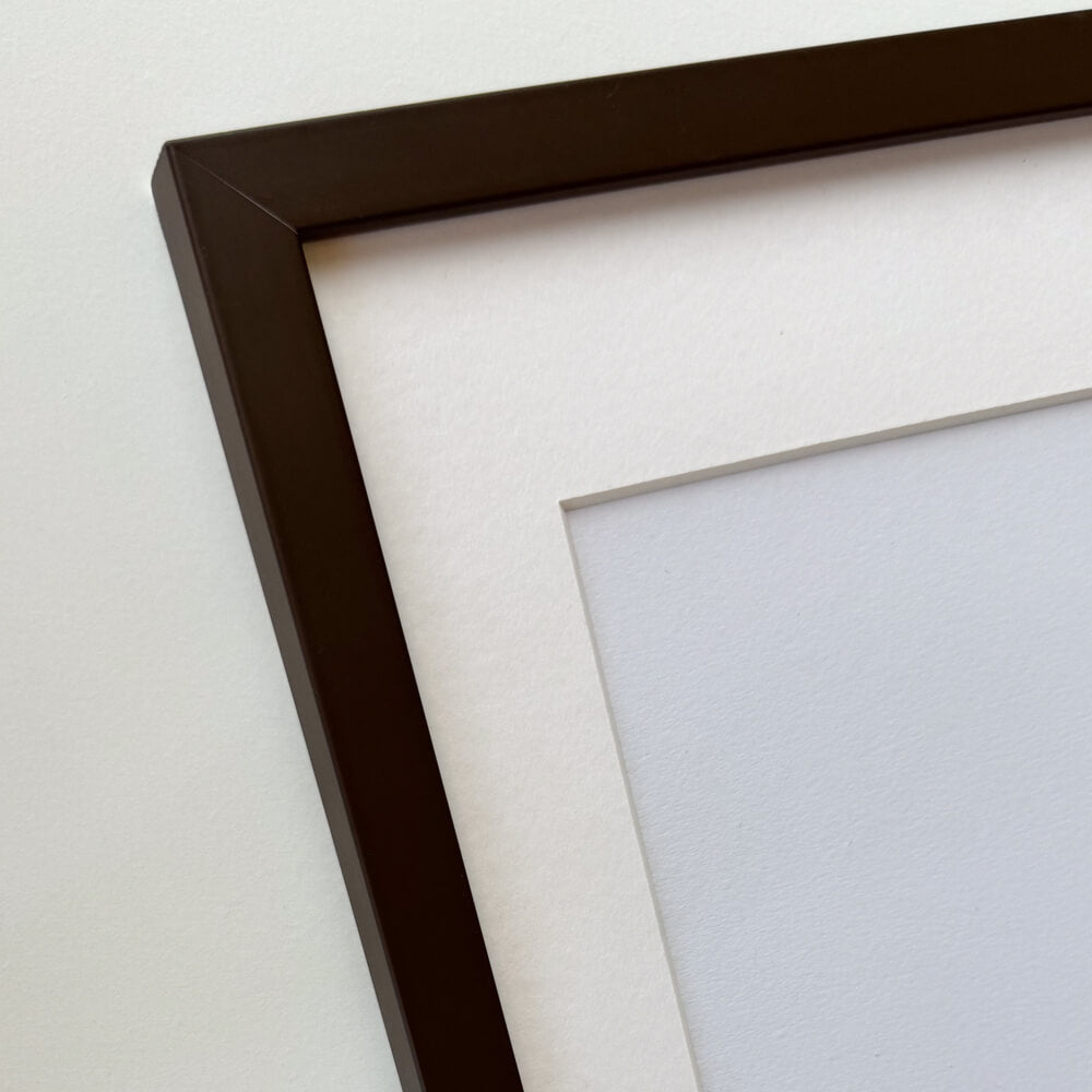 Brown matte wooden frame - Narrow (15 mm) - 28x35 cm
