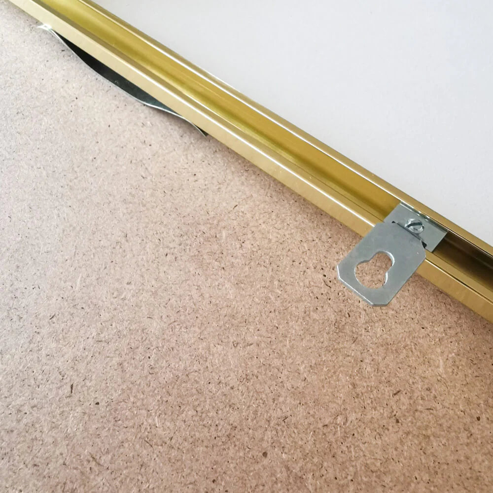 Golden aluminum frame - Narrow (6 mm) - 70x100 cm