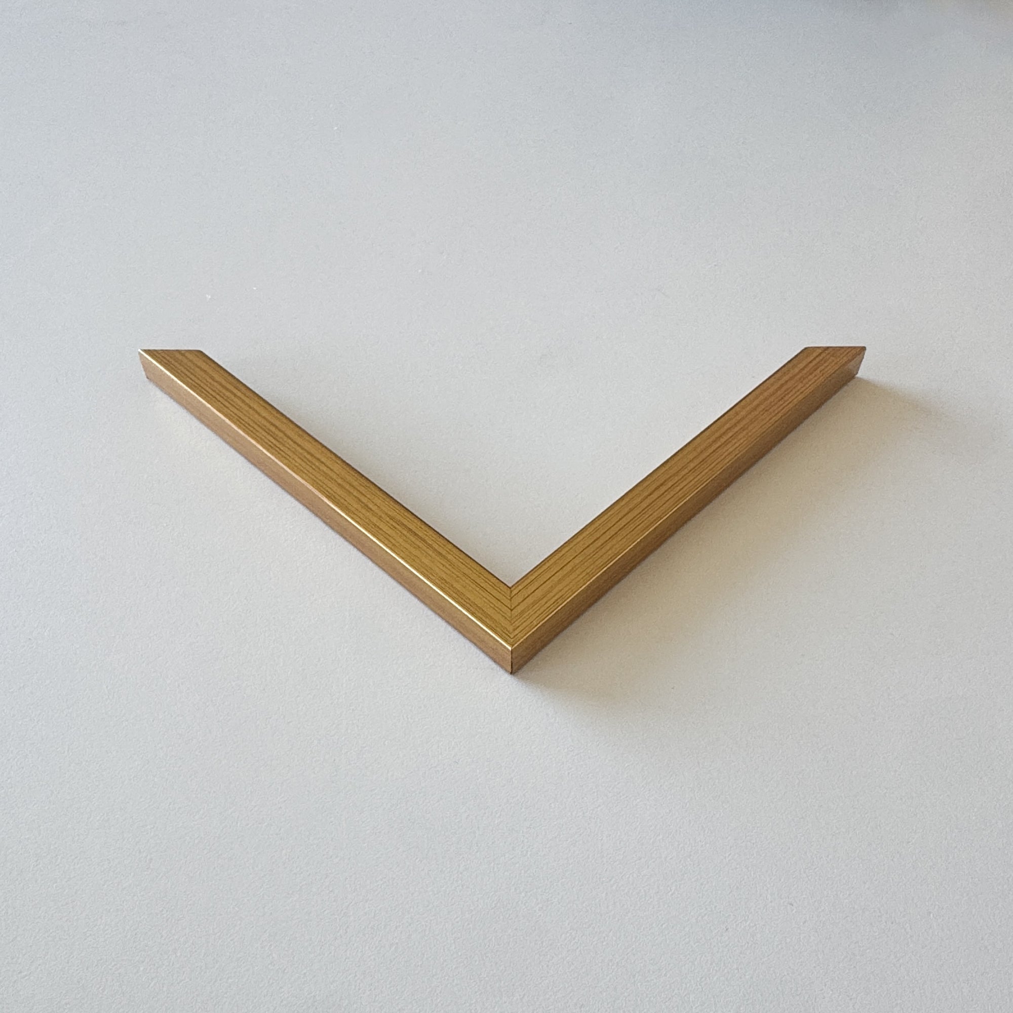 Sample: Gold wooden frame - Narrow (13x11 mm)