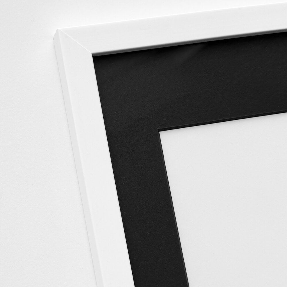 White wooden frame - Narrow (15 mm) - 50x70 cm