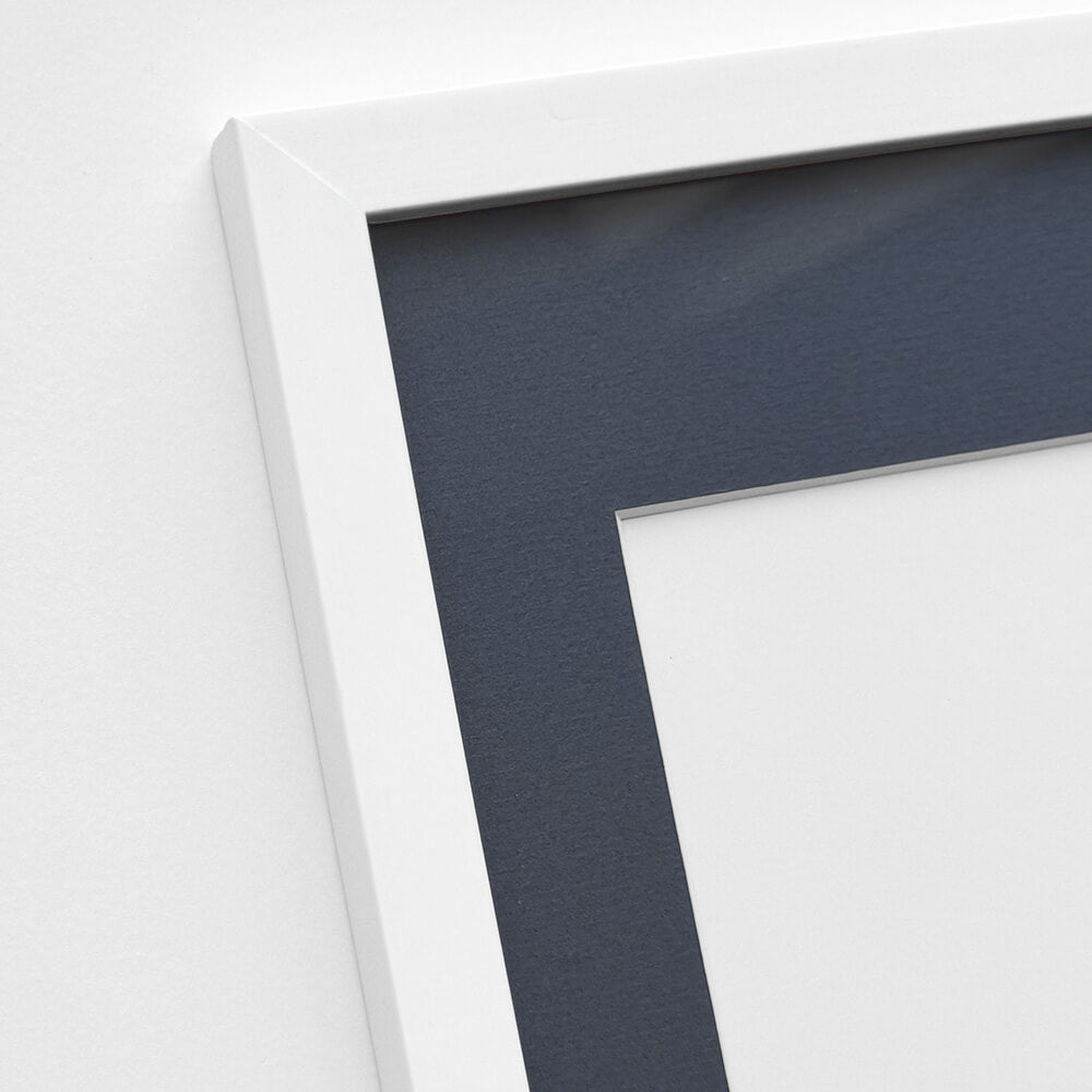 White wooden frame - Narrow (15 mm) - 50x70 cm