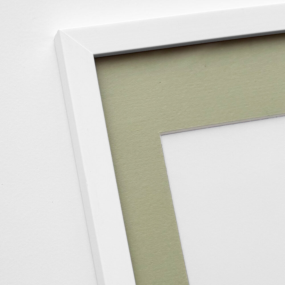 White wooden frame - Narrow (15 mm) - 50x70 cm