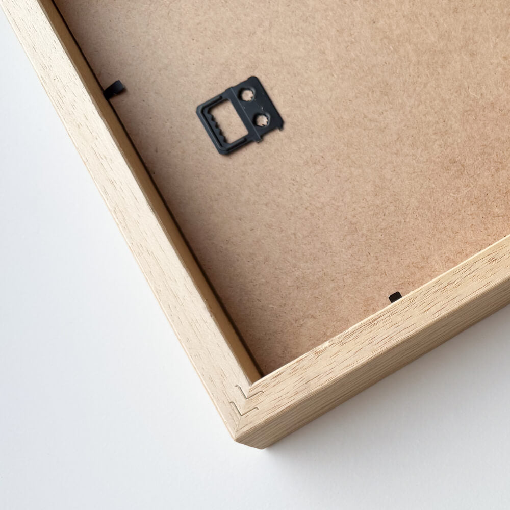 Picture frame in light wood - Wide (20 mm) - 50×60 cm