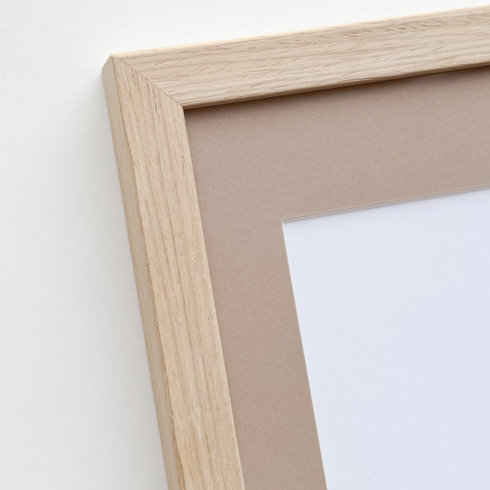 Picture frame in light wood - Narrow (15 mm) - 50x70 cm