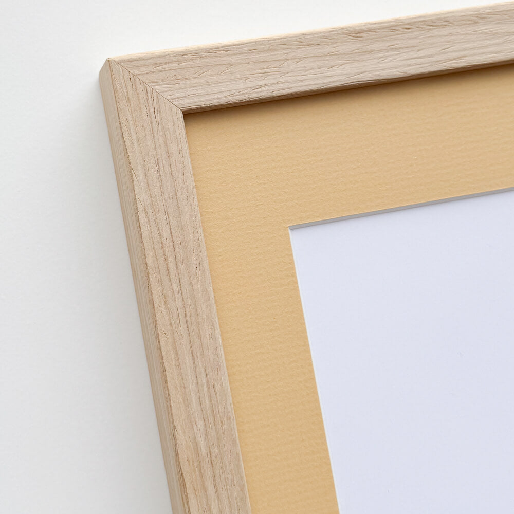 Picture frame in light wood - Narrow (15 mm) - 50x70 cm