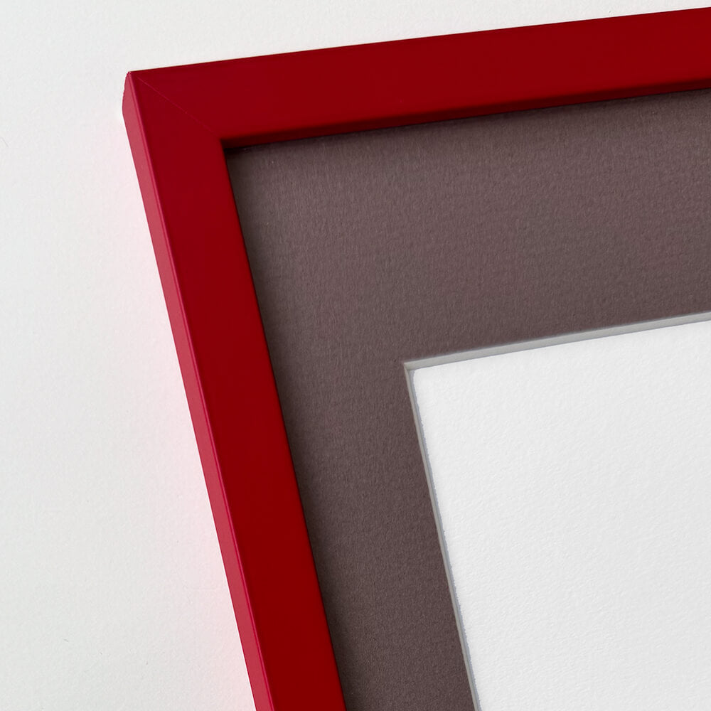 Dark red matte wooden frame - Narrow (15 mm) - 28x35 cm