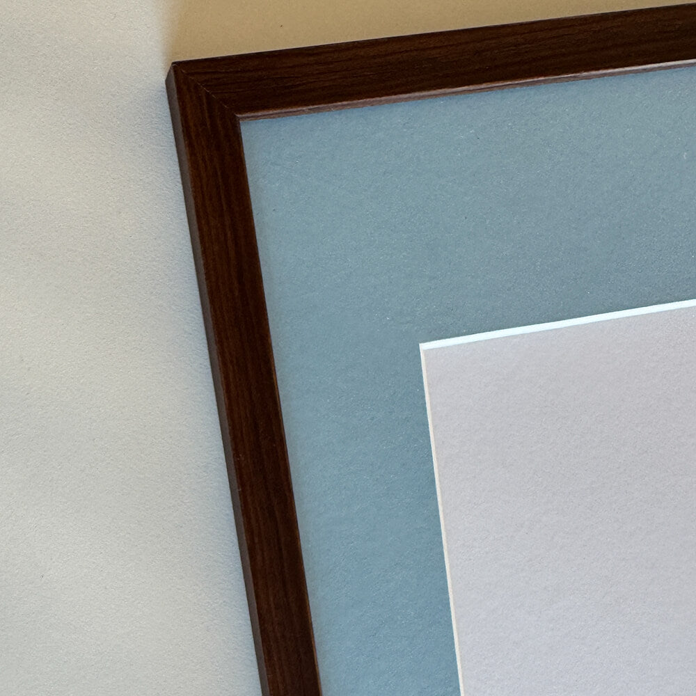 Dark wooden frame - Narrow (10 mm) - 30x30 cm