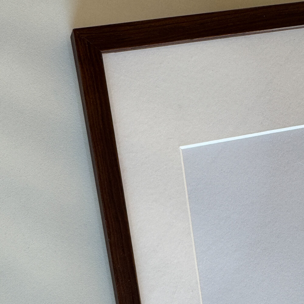 Dark wooden frame - Narrow (10 mm) - 30x30 cm