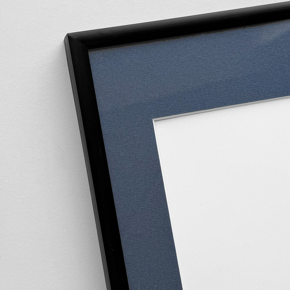 Black aluminum frame - Narrow (9 mm) - A1 (59.4x84.1 cm)