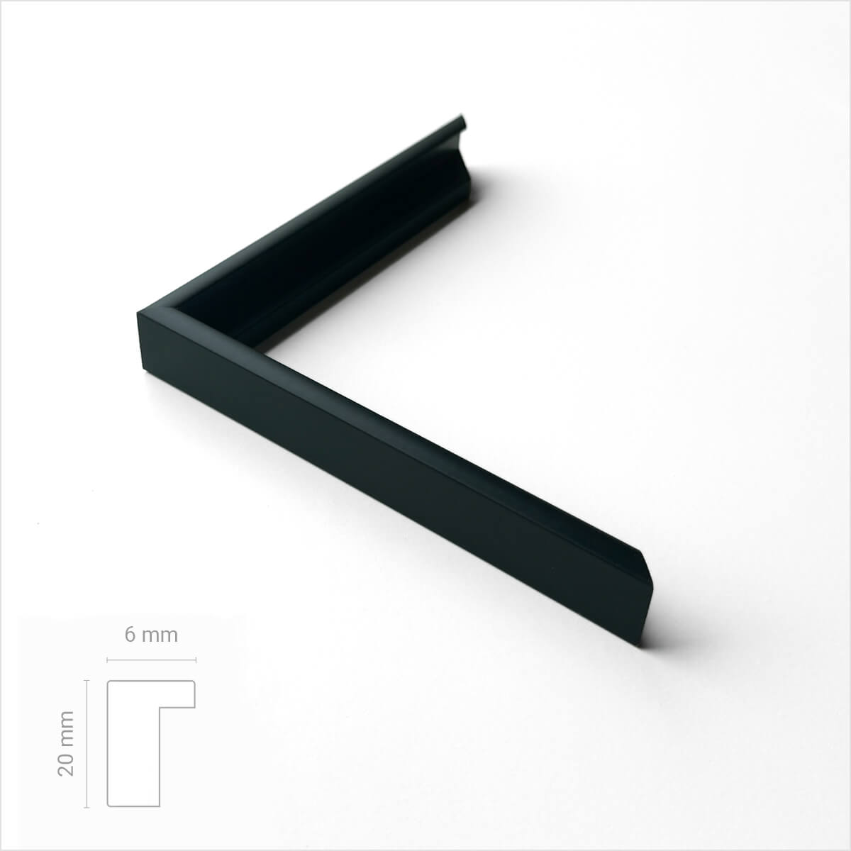 Black premium aluminum frame - Narrow (6 mm)