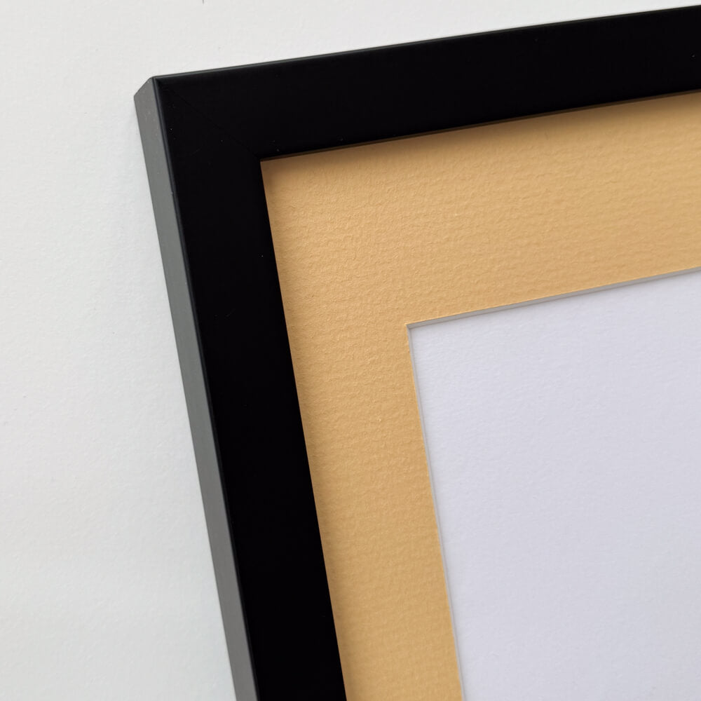 Black wooden frame - Wide (20 mm) - 40×50 cm