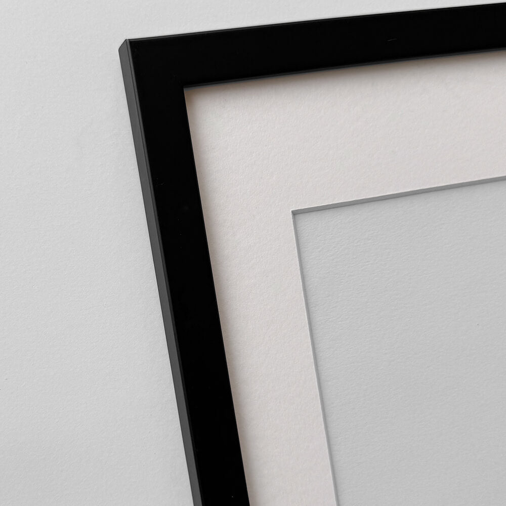Black wooden frame - Narrow (15 mm) - A4 (21x29.7 cm)