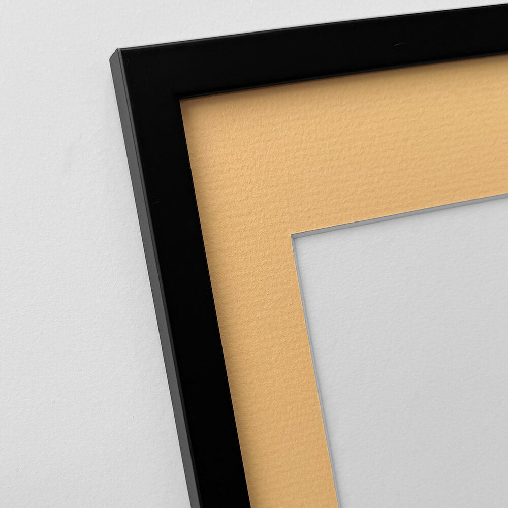 Black wooden frame - Narrow (15 mm) - A4 (21x29.7 cm)