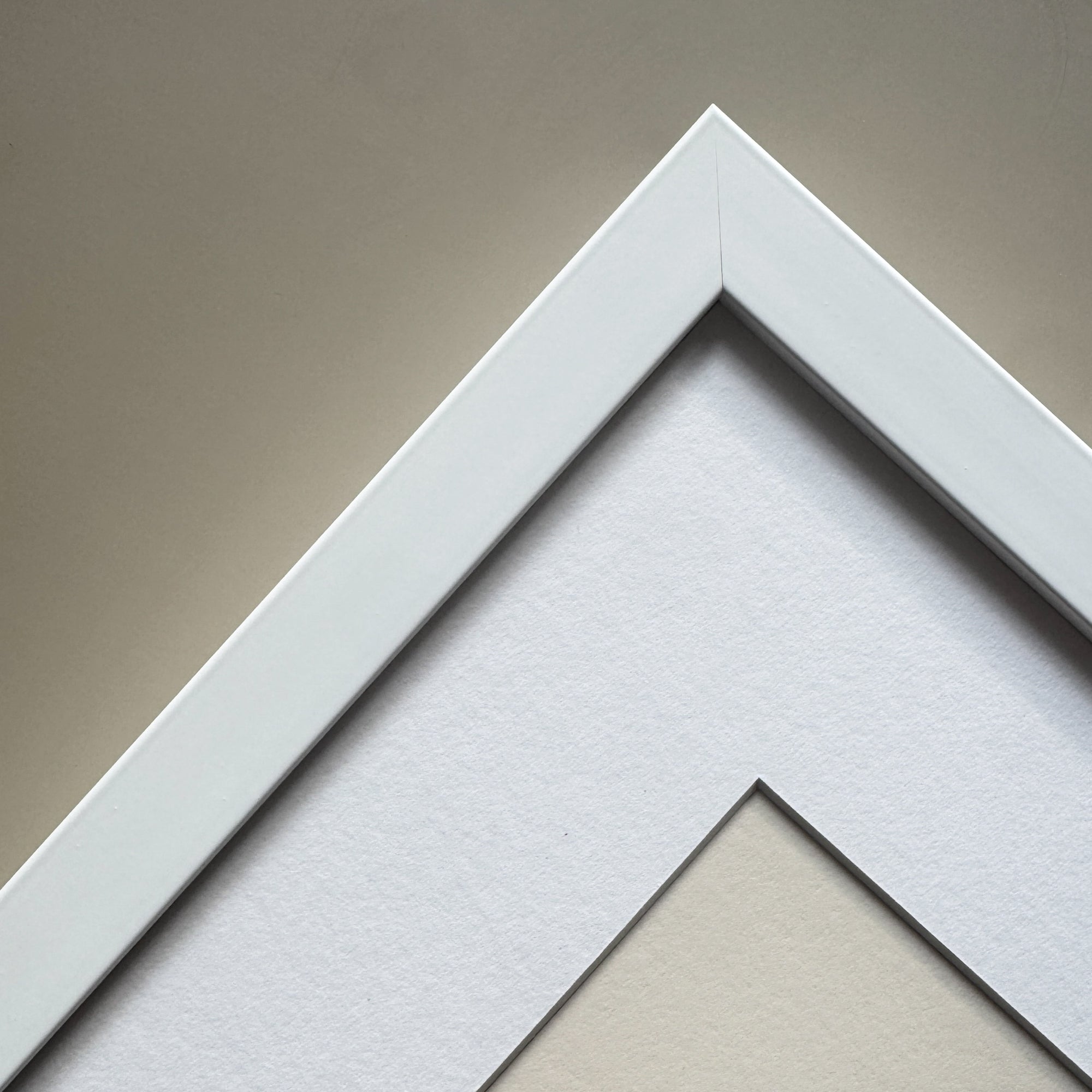 White wooden frame - Wide (20 mm) - A0 (84.1x118.9 cm)