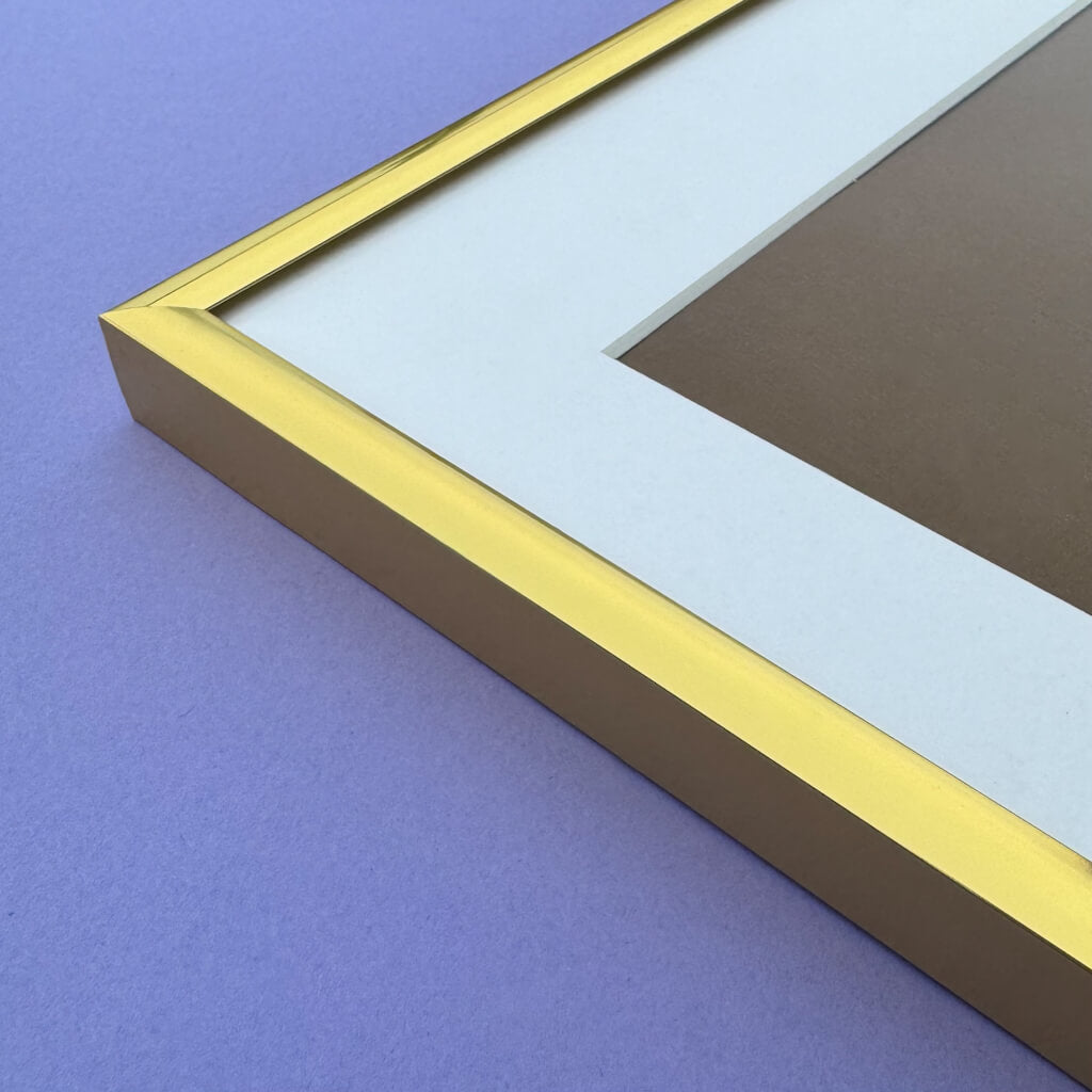 Golden aluminum frame – Narrow (9 mm) – A3 (30×42 cm)