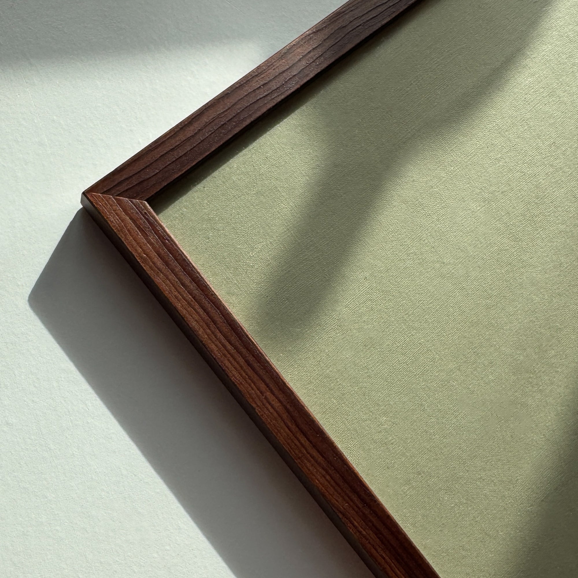Dark wooden frame - Narrow (10 mm) - 40x40 cm