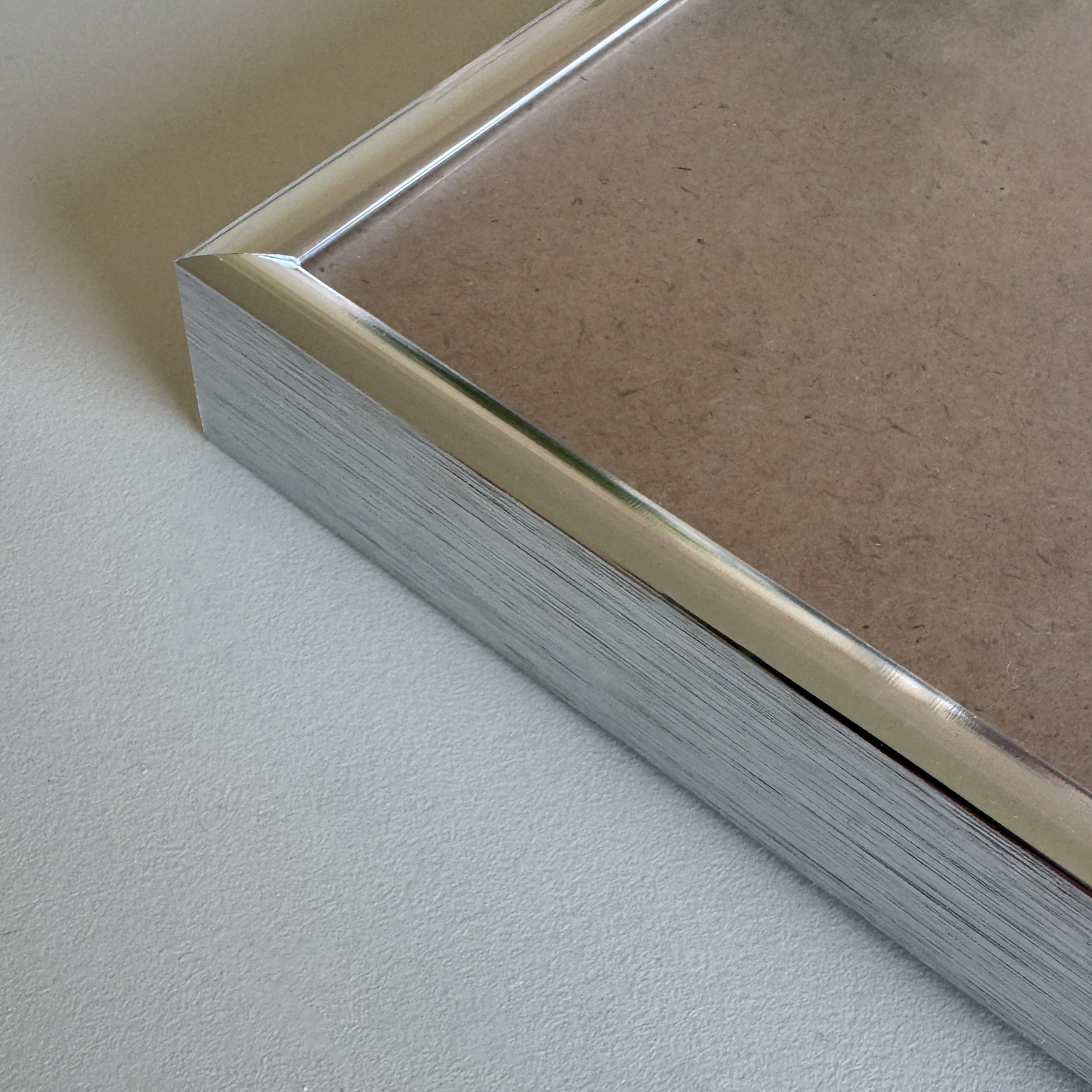 Silver matte premium aluminum frame - Narrow (6 mm)
