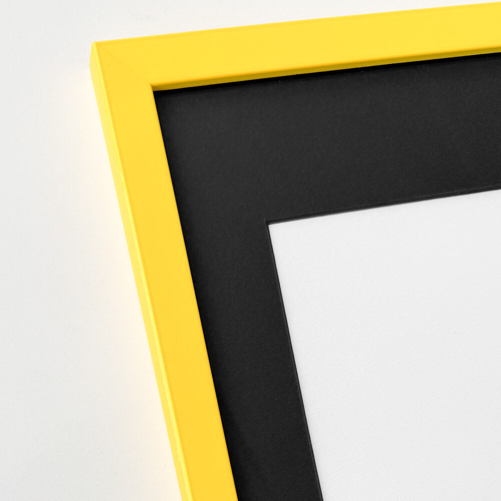 Yellow matte wooden frame - Narrow (15 mm) - 50x70 cm