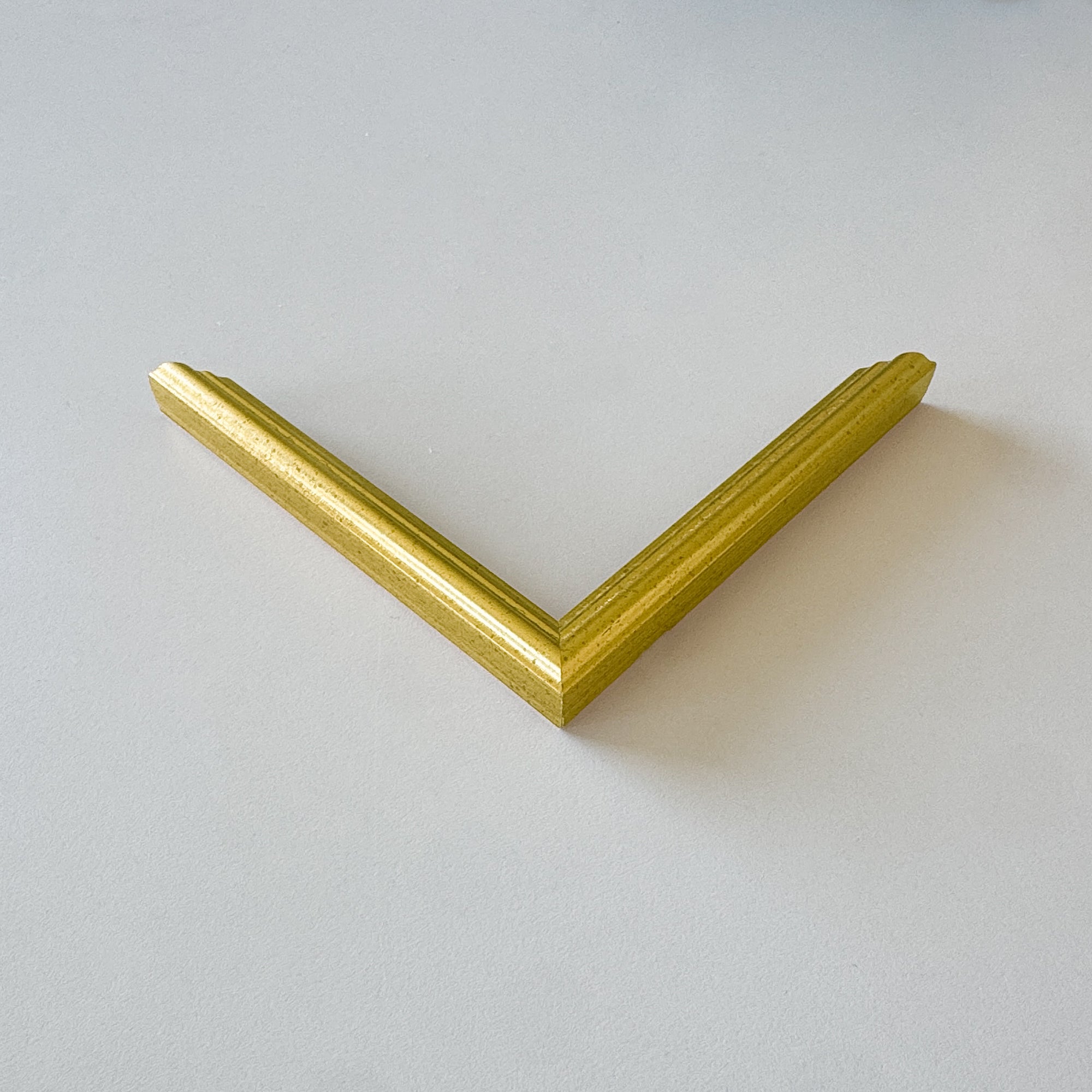 Sample: Vintage Gold Frame - Narrow (15 mm)