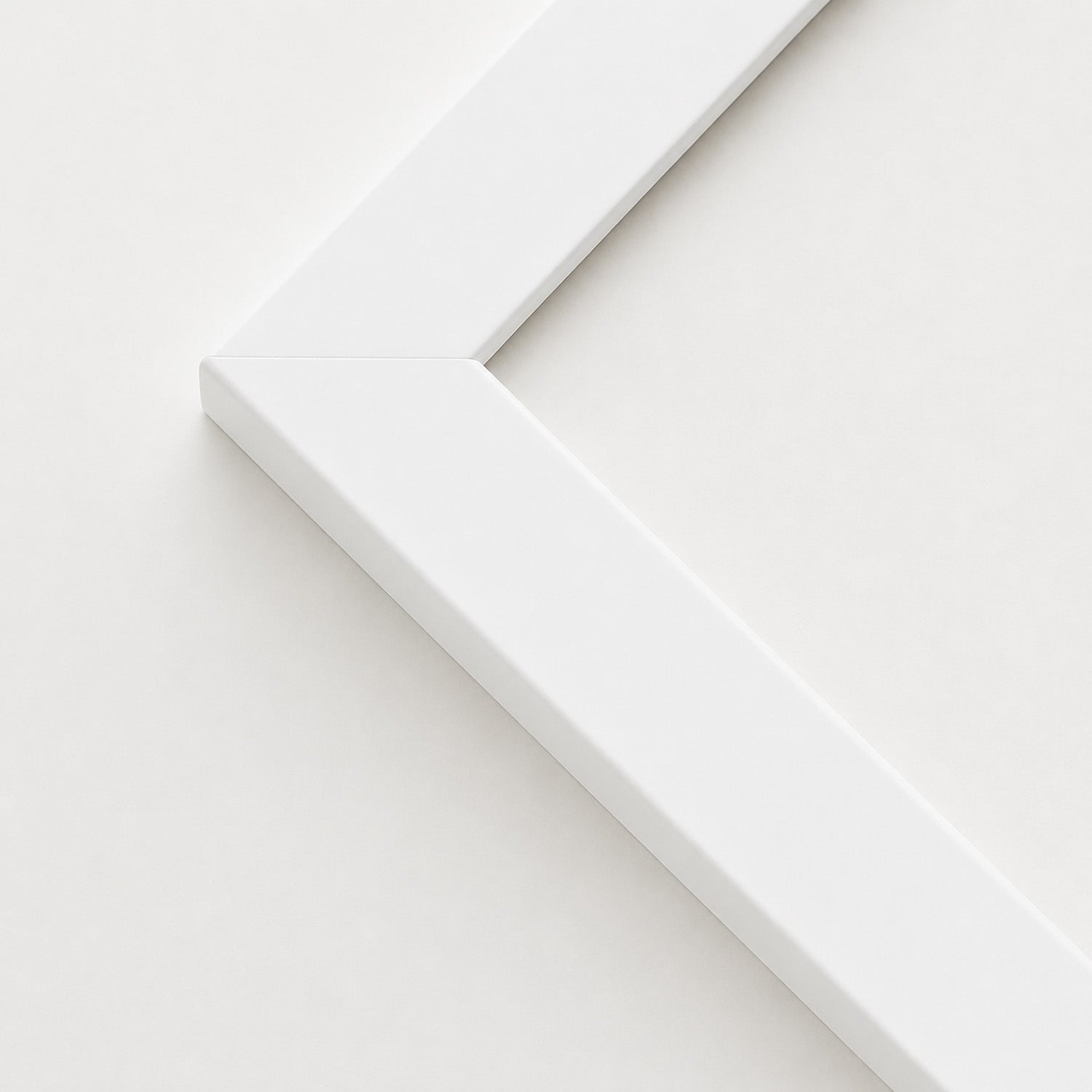 White wooden frame - Narrow (15 mm) - Custom Size