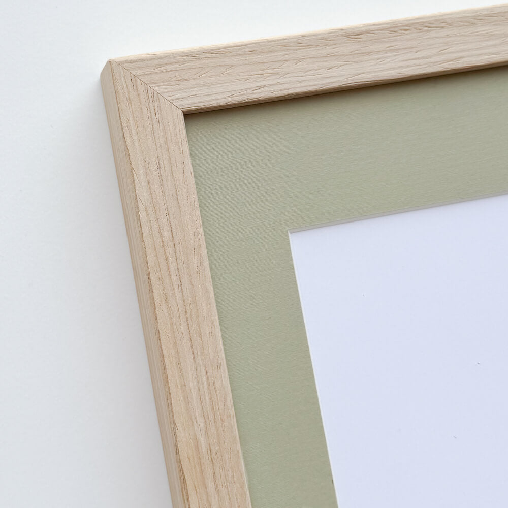 Light oak wooden frame - Narrow (15 mm) - A2 (42x59.4 cm)