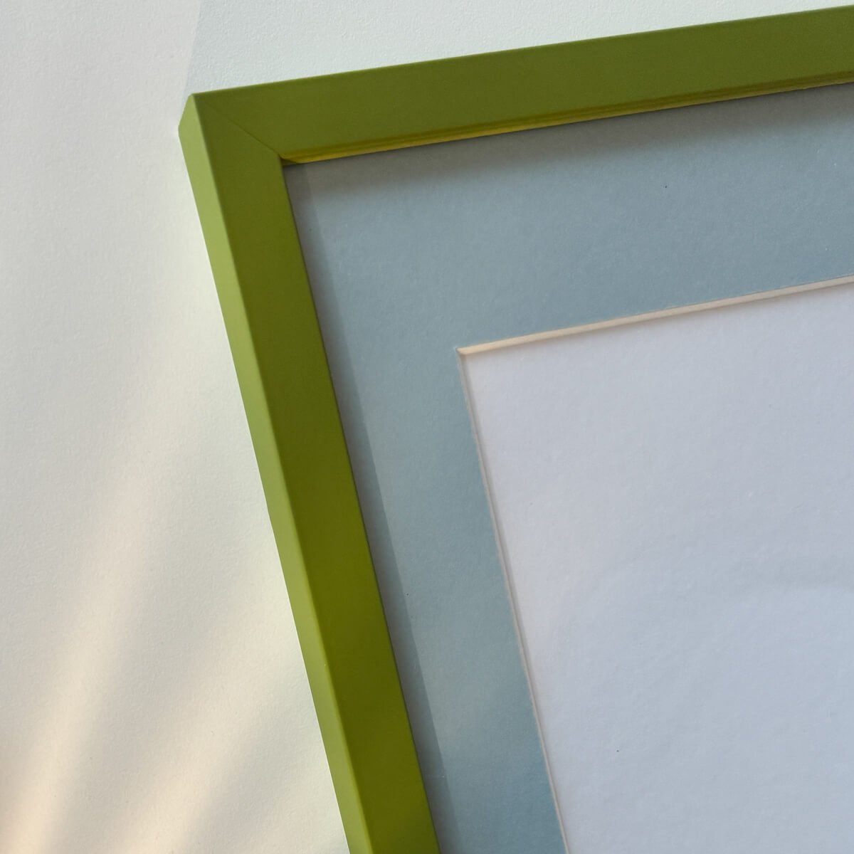 Olive green matte wooden frame - Narrow (15 mm) - Custom size