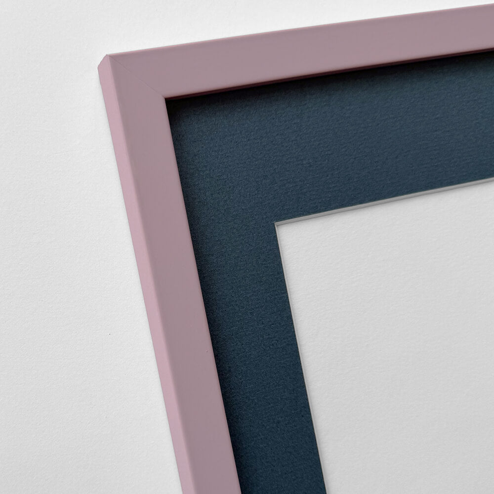 Pink matte wooden frame - Narrow (15 mm) - 30x30 cm