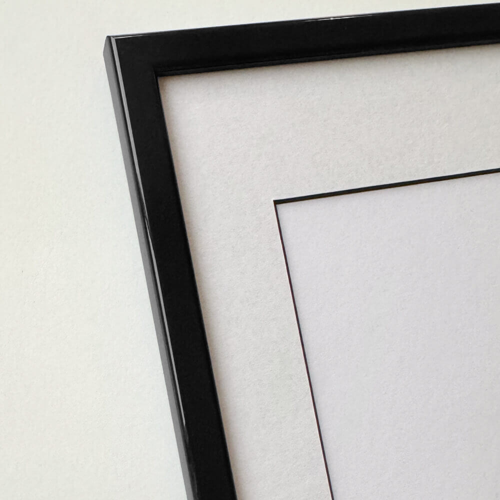 Black glossy wooden frame – Narrow (14 mm) – 50x60 cm