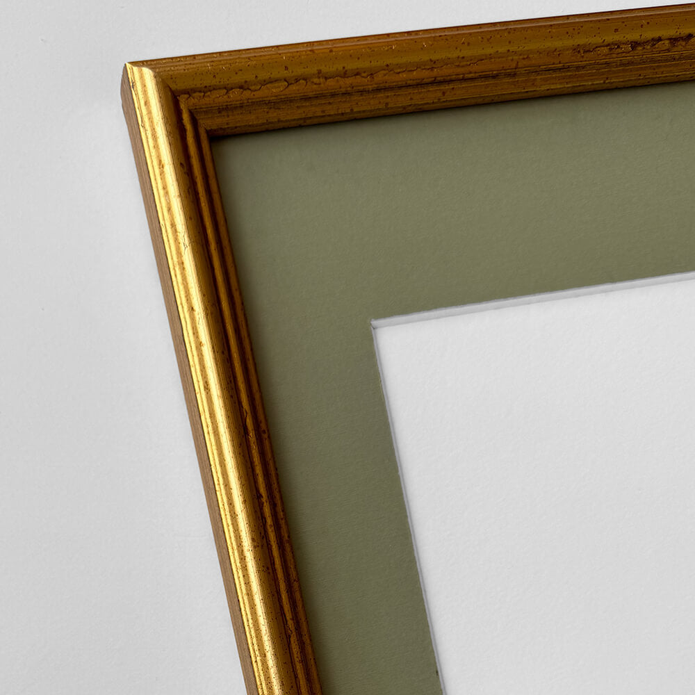 Golden vintage frame - Narrow (15 mm) - 50x70 cm